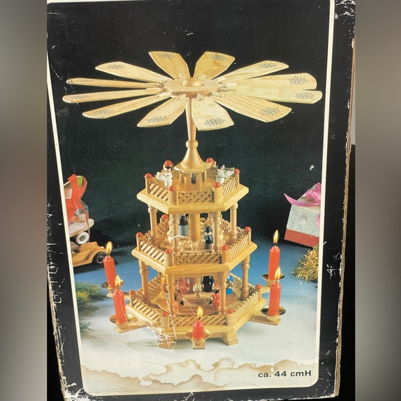 house of lloyd Holiday Christmas Nativity Windmill Carousel Pyramid 3 Tier German Wood